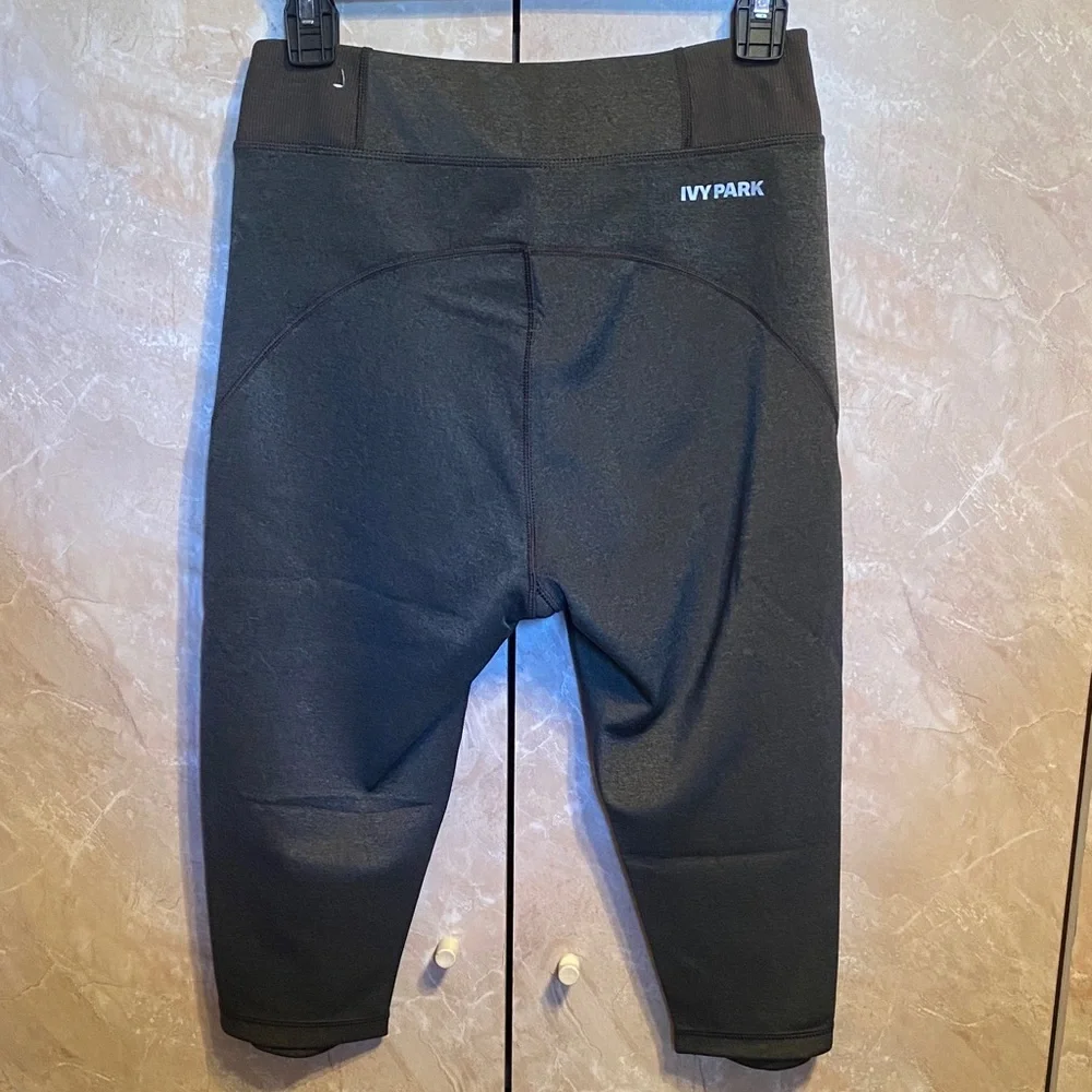 IVY PARK Charcoal Legging Capris - Picture 2 of 4